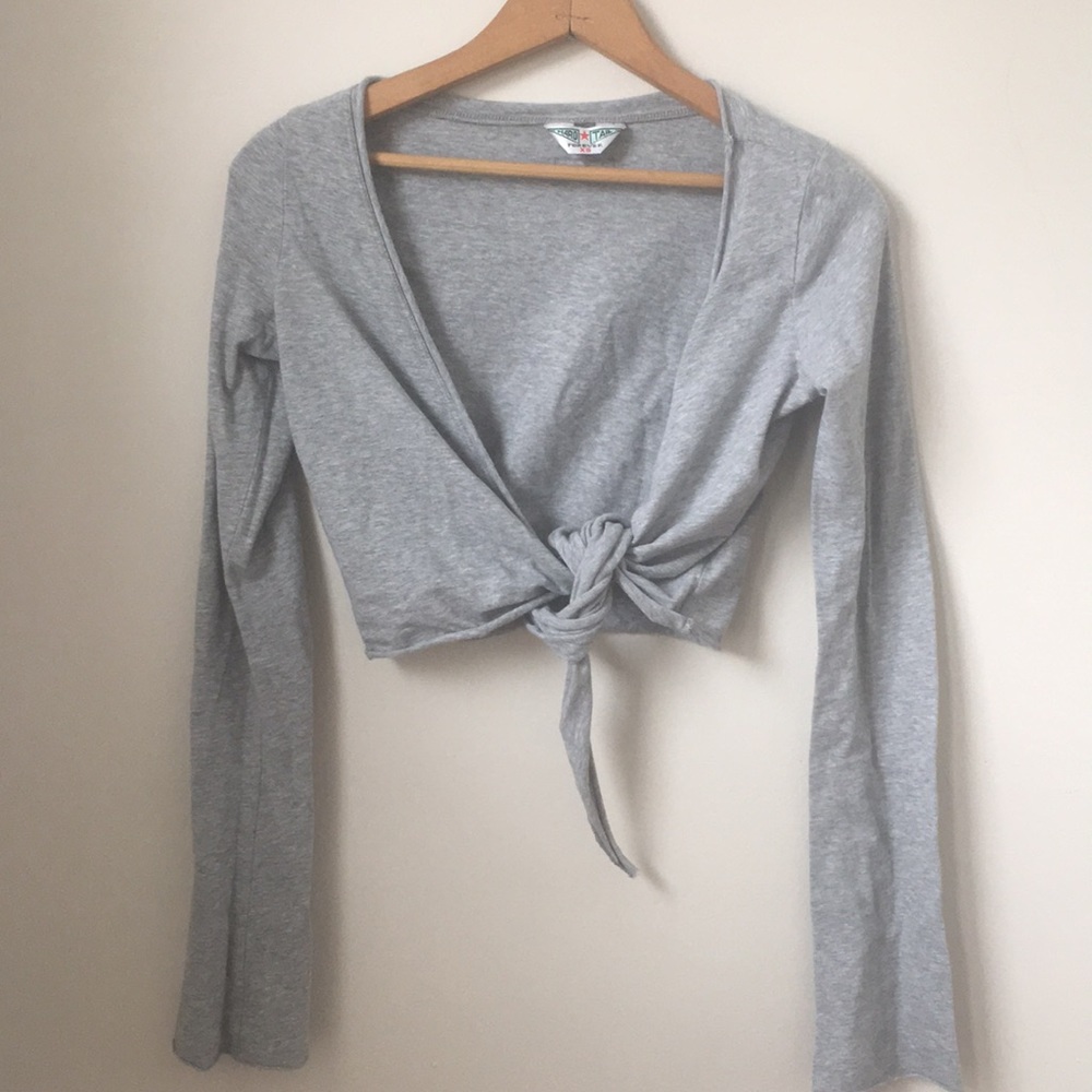 Hard tail cropped coverup